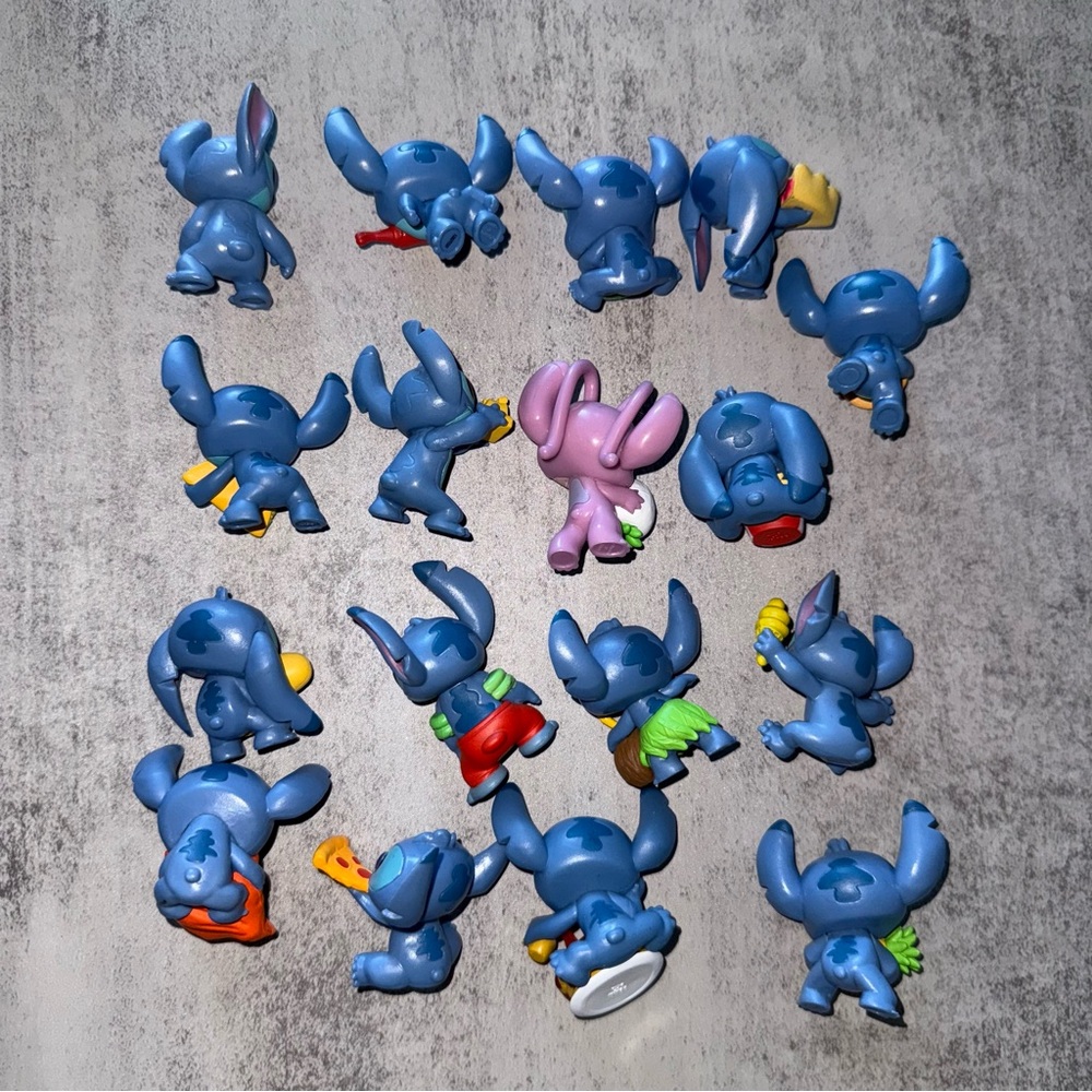 Stitch Figurine Set of 17 - Picture 4 of 6